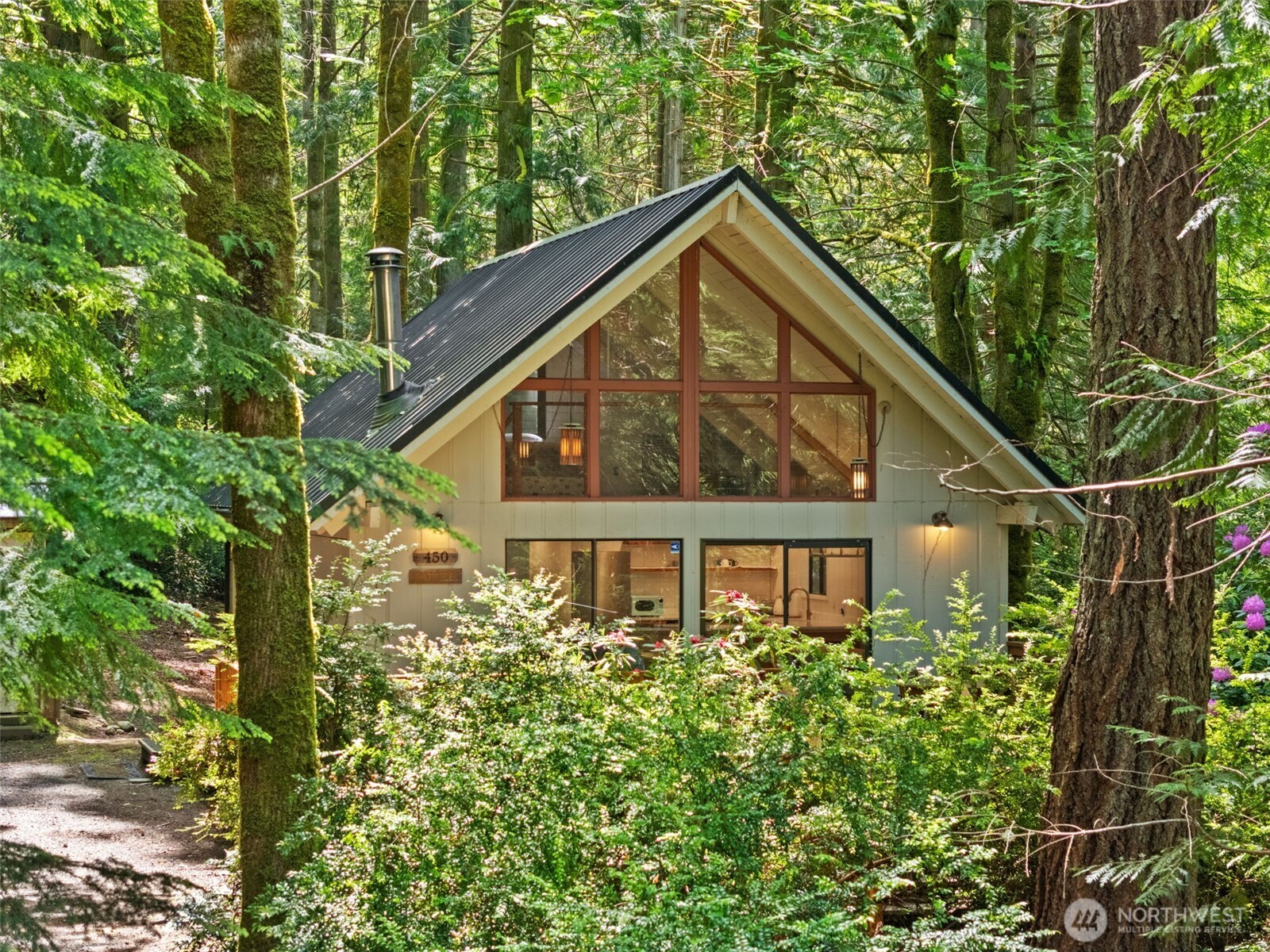 450 E Pointes Drive E Shelton WA 98584
