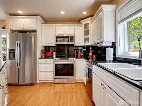 103 Lakeside Drive Mossyrock WA 98564