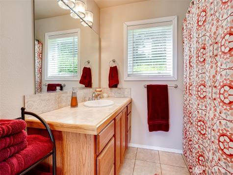 103 Lakeside Drive Mossyrock WA 98564