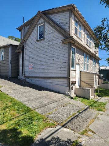 1637 Center Street Tacoma WA 98409