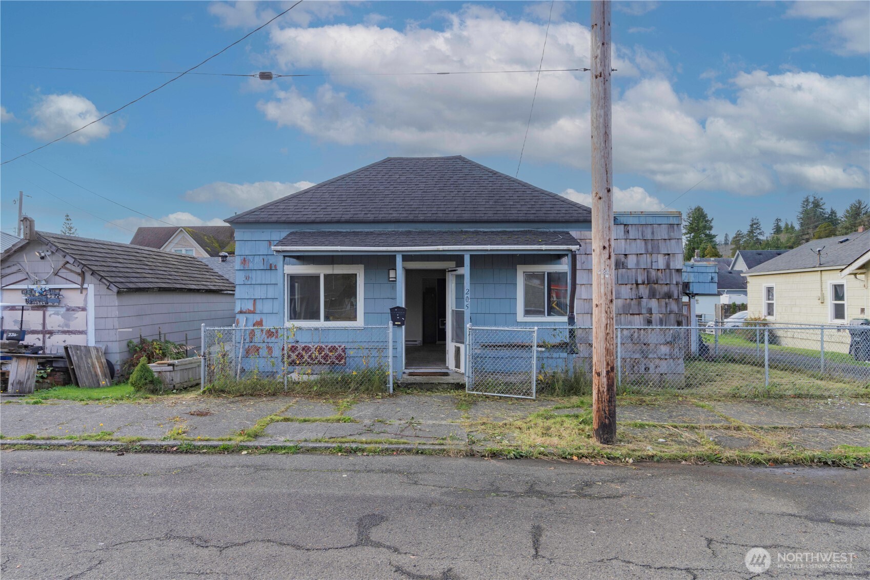 205 Jefferson Street Hoquiam WA 98550