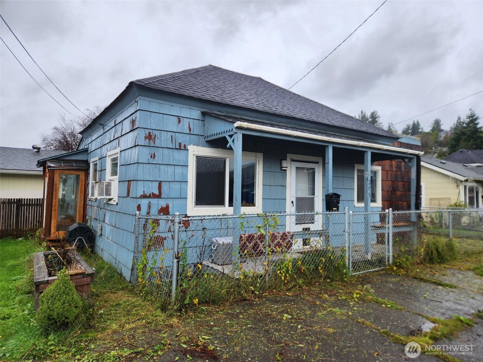 205 Jefferson Street Hoquiam WA 98550
