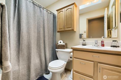 1008 R Street NW Auburn WA 98001