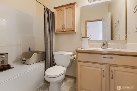 1008 R Street NW Auburn WA 98001