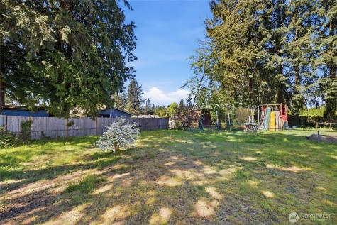 21606 54th Avenue W Mountlake Terrace WA 98043