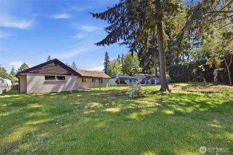 21606 54th Avenue W Mountlake Terrace WA 98043