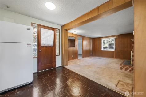 21606 54th Avenue W Mountlake Terrace WA 98043