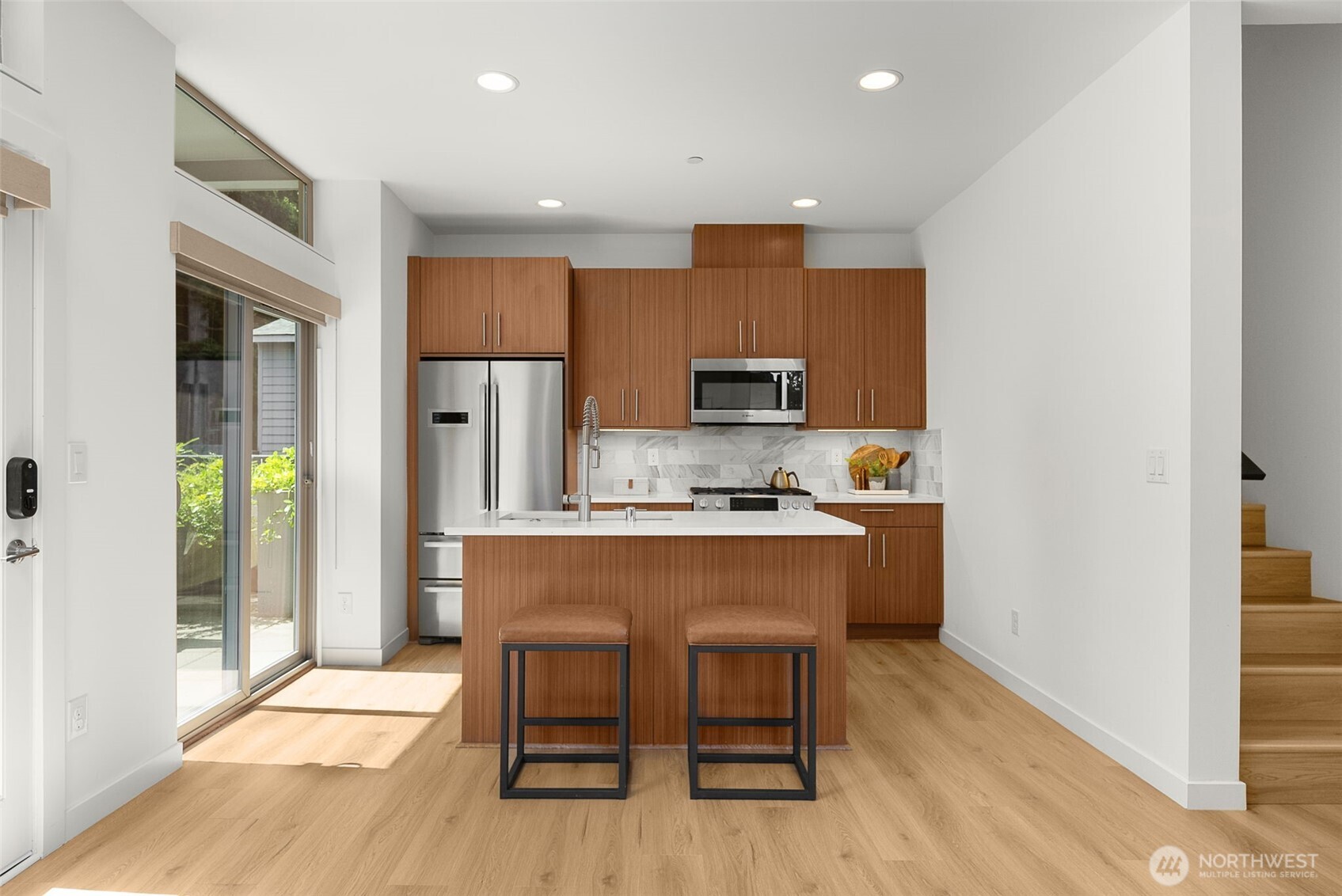 1706 Alki Avenue SW Seattle WA 98116