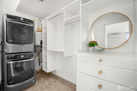 1706 Alki Avenue SW Seattle WA 98116