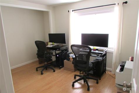 1427 100th Street SW Everett WA 98204