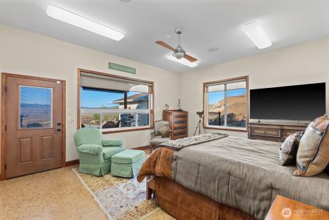 25 Sageland Road East Wenatchee WA 98802