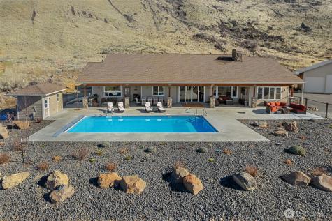 25 Sageland Road East Wenatchee WA 98802