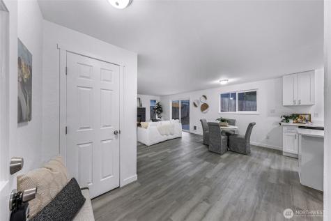 1464 Greenville Drive Bellingham WA 98226