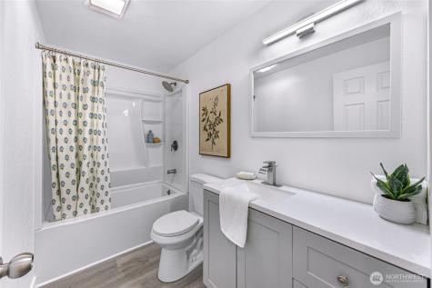 1464 Greenville Drive Bellingham WA 98226