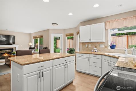 21616 SE 257th Place Maple Valley WA 98038