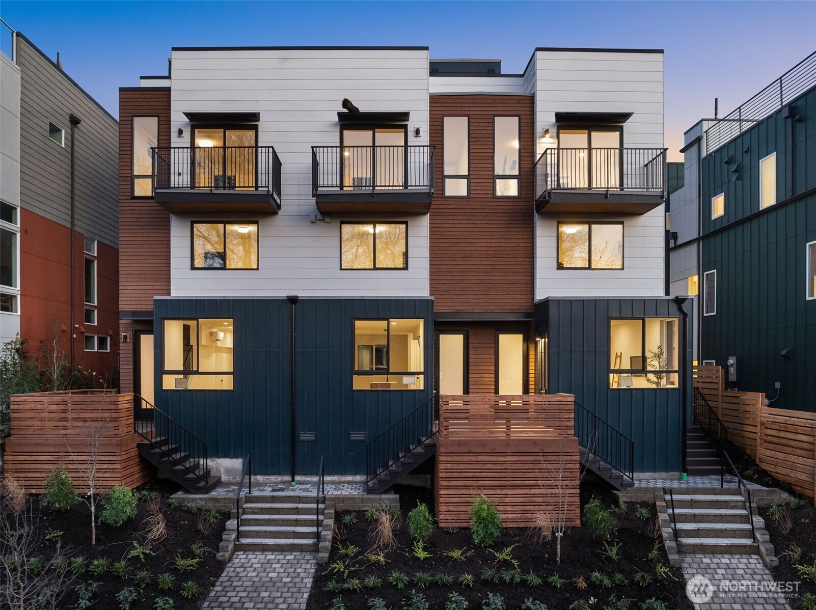 916 15th Avenue Seattle WA 98122