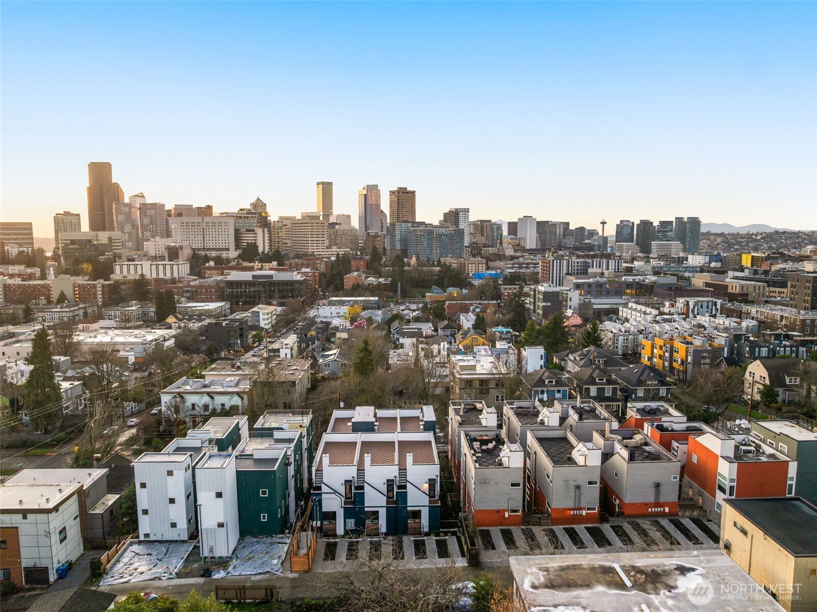 916 15th Avenue Seattle WA 98122