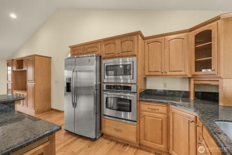 336 Big Hanaford Road Centralia WA 98531