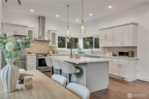 5942 21st Avenue SW Seattle WA 98106