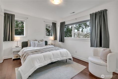 5942 21st Avenue SW Seattle WA 98106