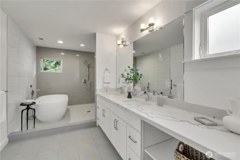 5942 21st Avenue SW Seattle WA 98106