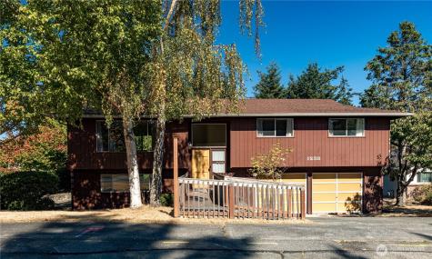 1238 SW Lopez Drive Oak Harbor WA 98277