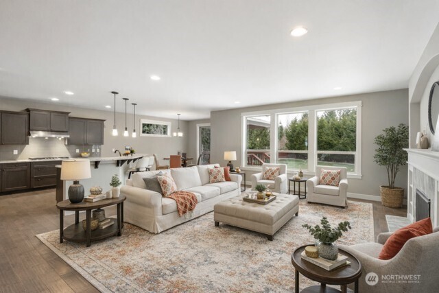 1328 213th Avenue East Lake Tapps WA 98391
