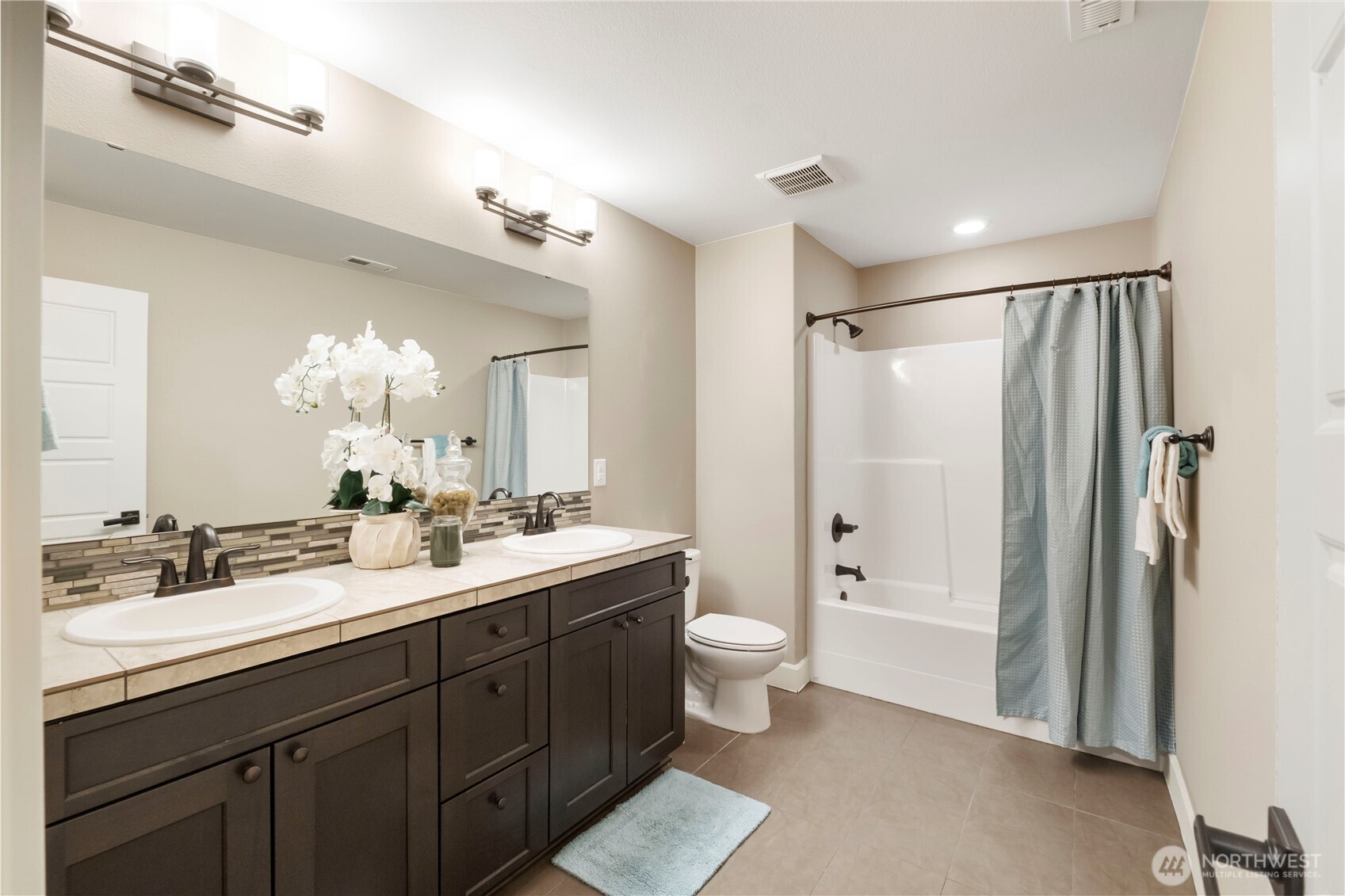 1328 213th Avenue East Lake Tapps WA 98391