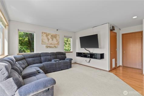 6213 23rd Street NE Tacoma WA 98422