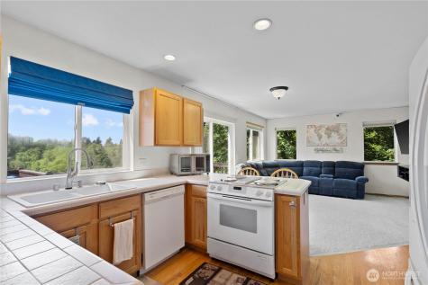 6213 23rd Street NE Tacoma WA 98422