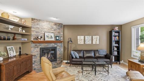 25812 SE 41st Street Sammamish WA 98029