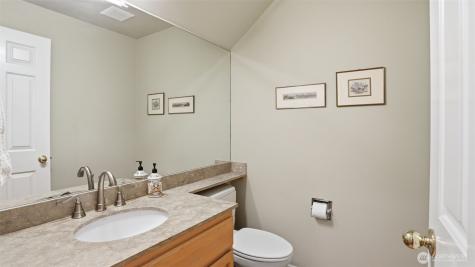 25812 SE 41st Street Sammamish WA 98029