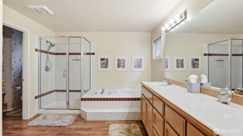 25812 SE 41st Street Sammamish WA 98029