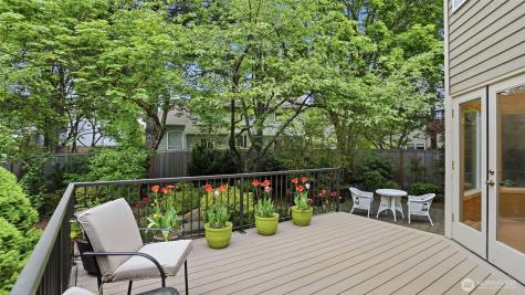 25812 SE 41st Street Sammamish WA 98029