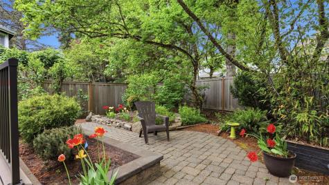 25812 SE 41st Street Sammamish WA 98029