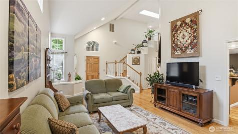 25812 SE 41st Street Sammamish WA 98029