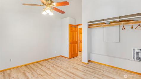 250 E Crest Lane Grapeview WA 98546