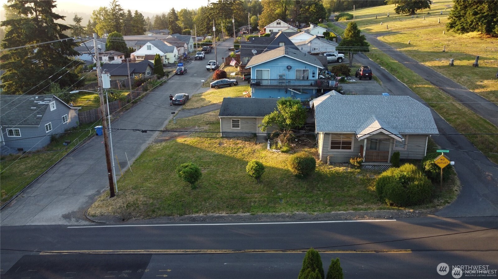1303 Mount Brynion Street Kelso WA 98626