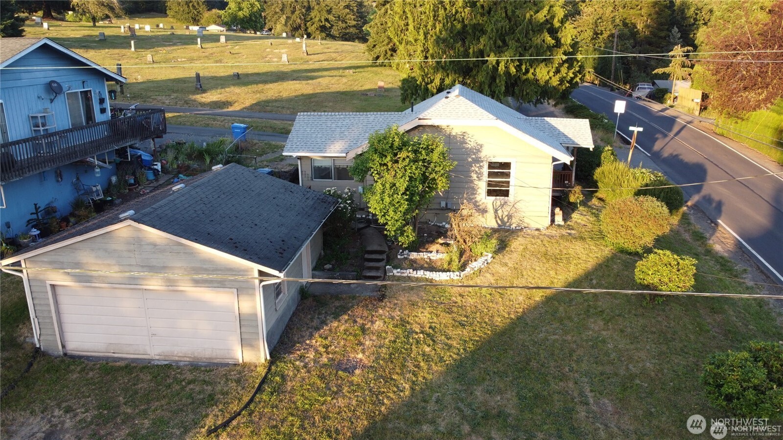 1303 Mount Brynion Street Kelso WA 98626