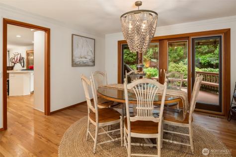 18520 NE 19th Place Bellevue WA 98008