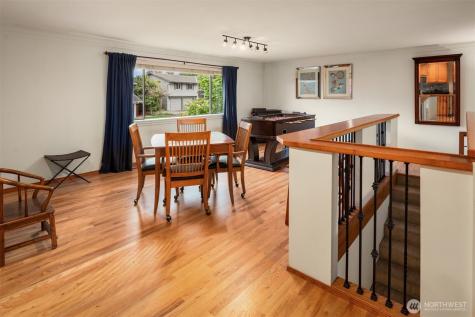 18520 NE 19th Place Bellevue WA 98008