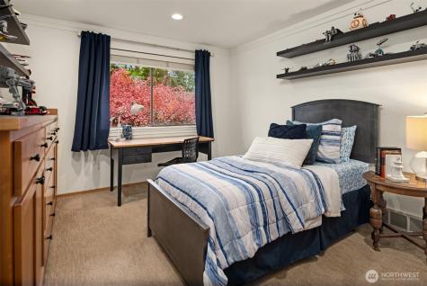 18520 NE 19th Place Bellevue WA 98008