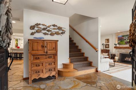 18520 NE 19th Place Bellevue WA 98008