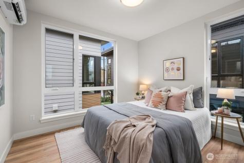 1506 6th Street W Kirkland WA 98033