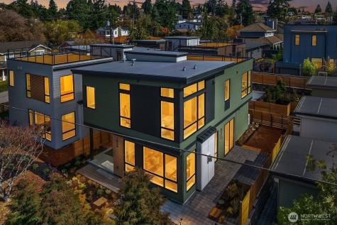1506 6th Street W Kirkland WA 98033