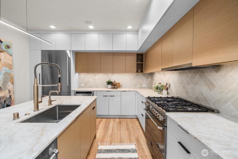 1506 6th Street W Kirkland WA 98033