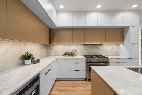1506 6th Street W Kirkland WA 98033