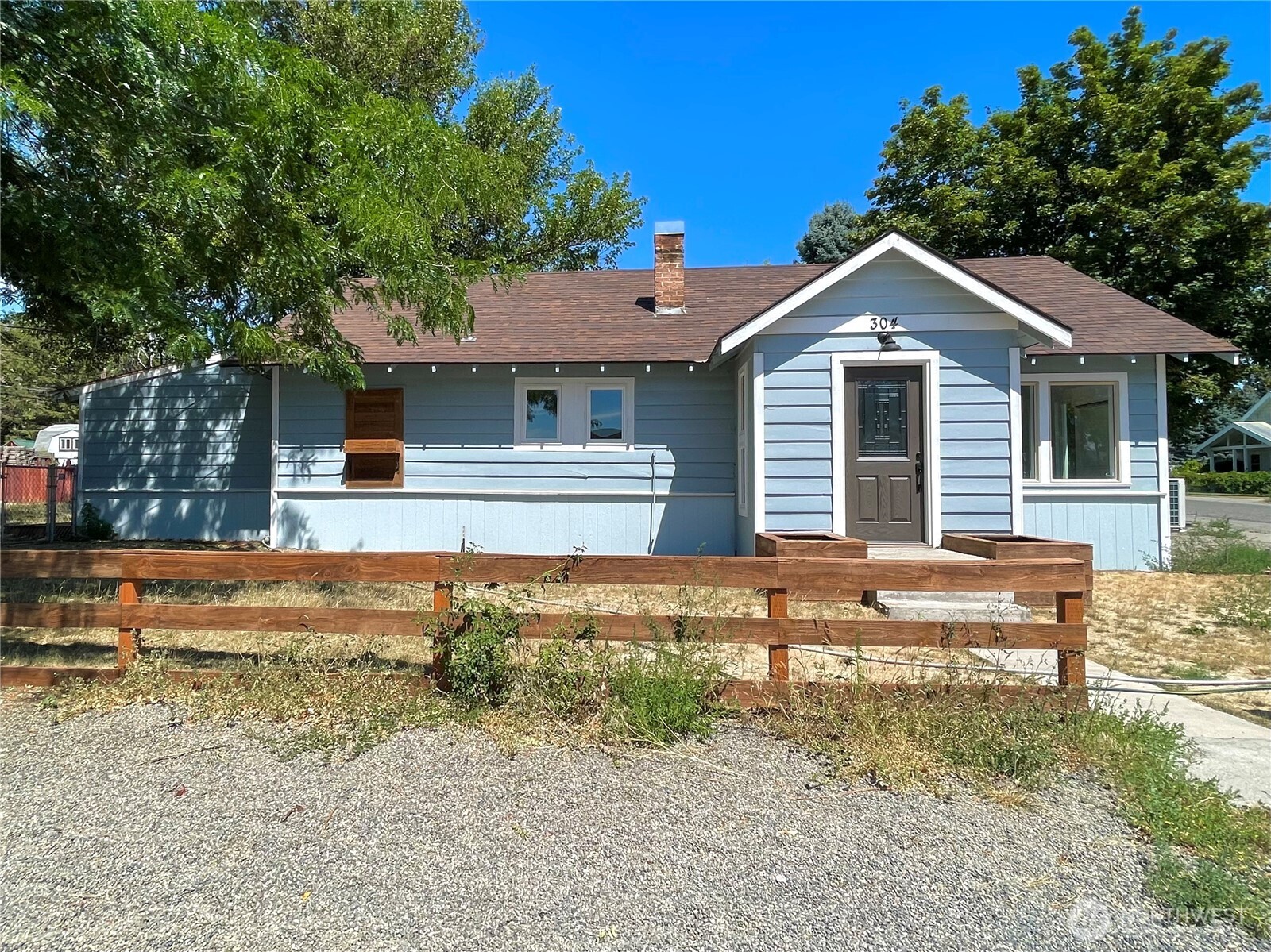 304 Apple Avenue W Omak WA 98841
