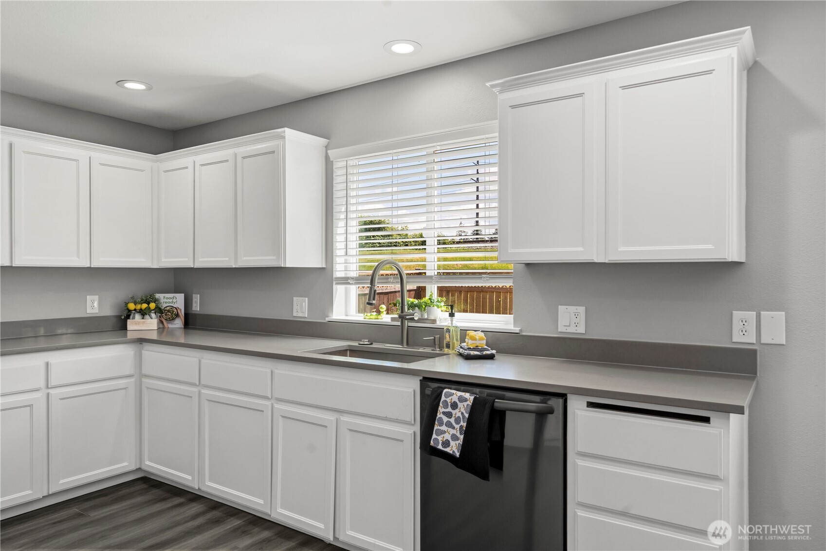 7249 Radius Loop SE Lacey WA 98513
