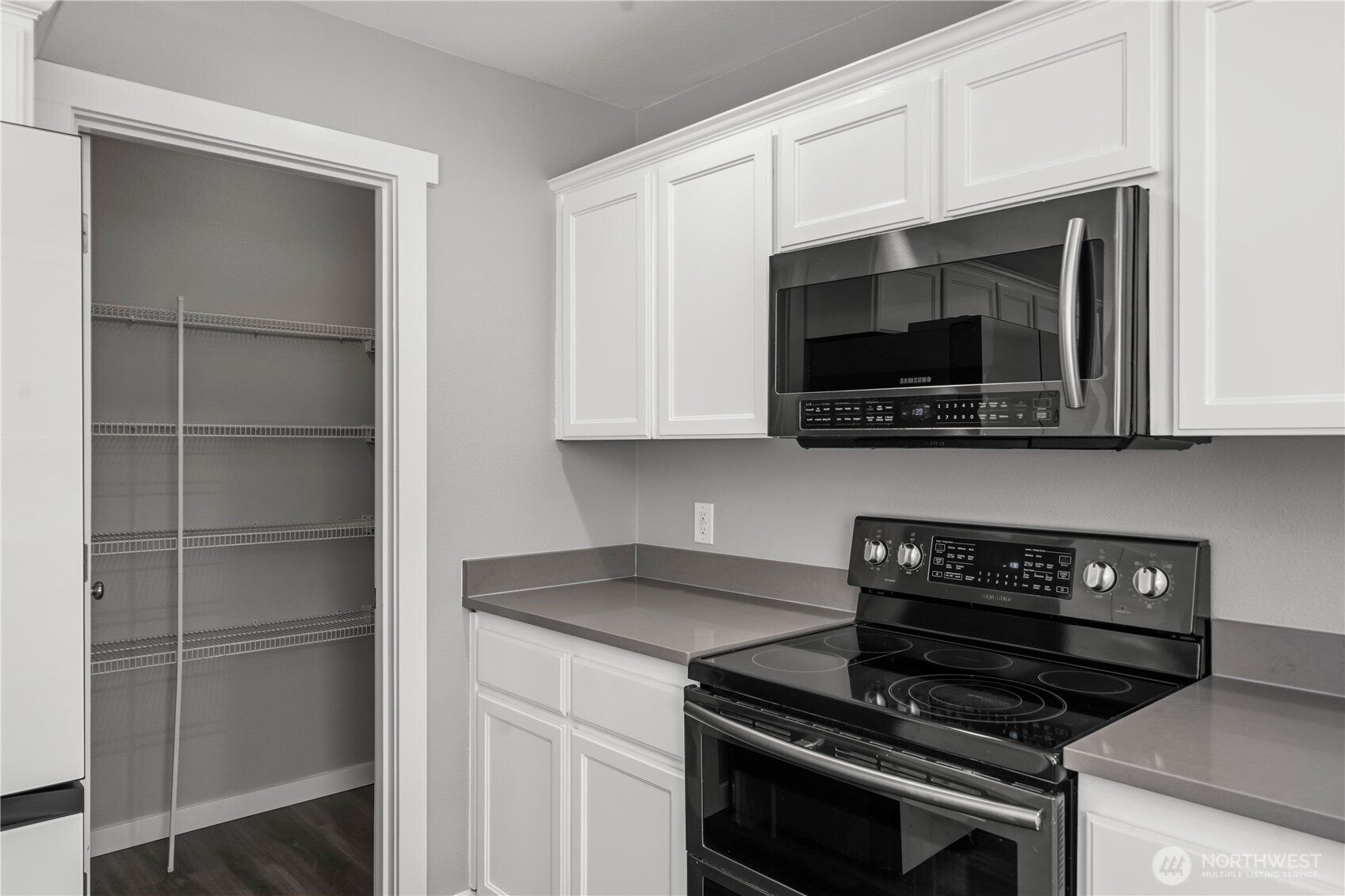 7249 Radius Loop SE Lacey WA 98513
